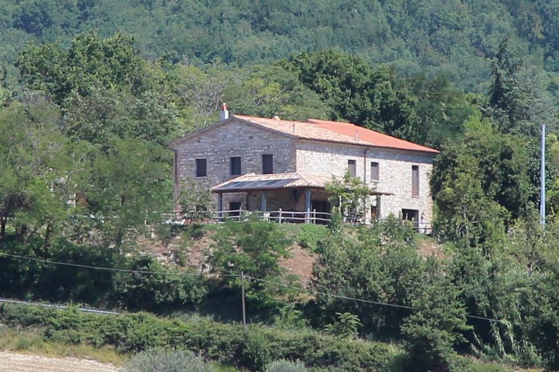 B & B La Primavera Pergola Εξωτερικό φωτογραφία